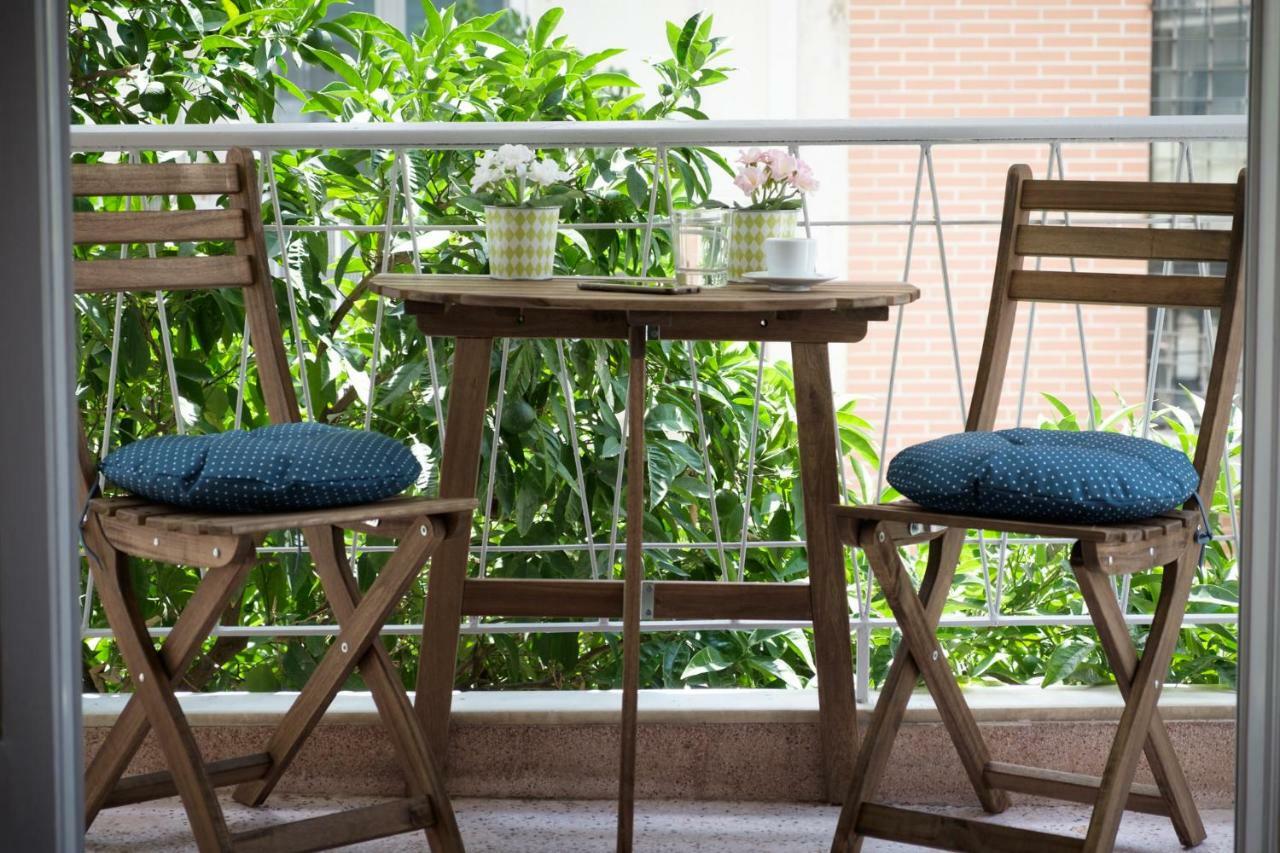 Cozy And Bright 2Bd Apartment In Kolonaki Athen Exterior foto